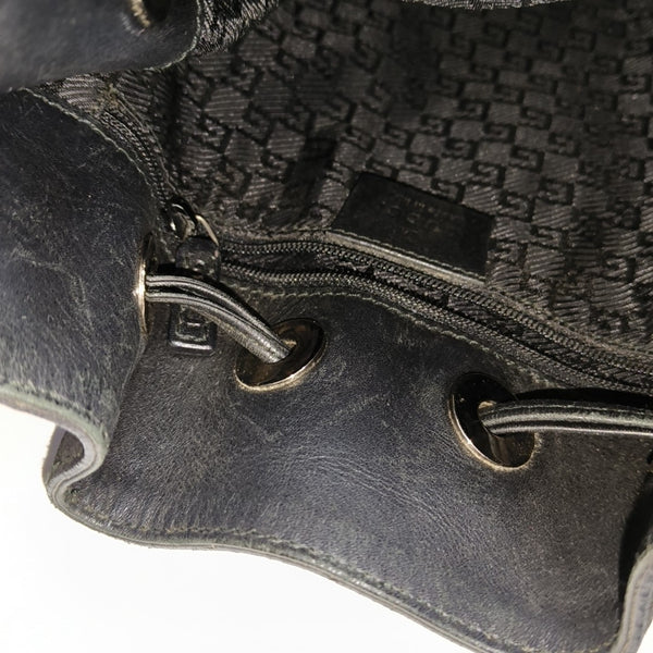 Suede Black