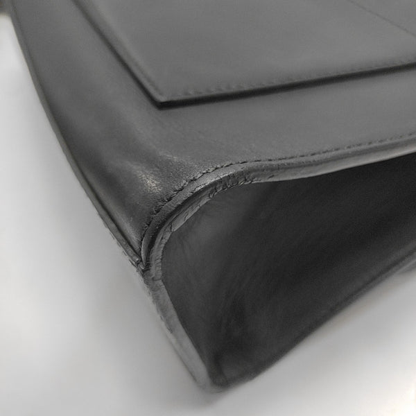 Padlock Medium Calfskin Black