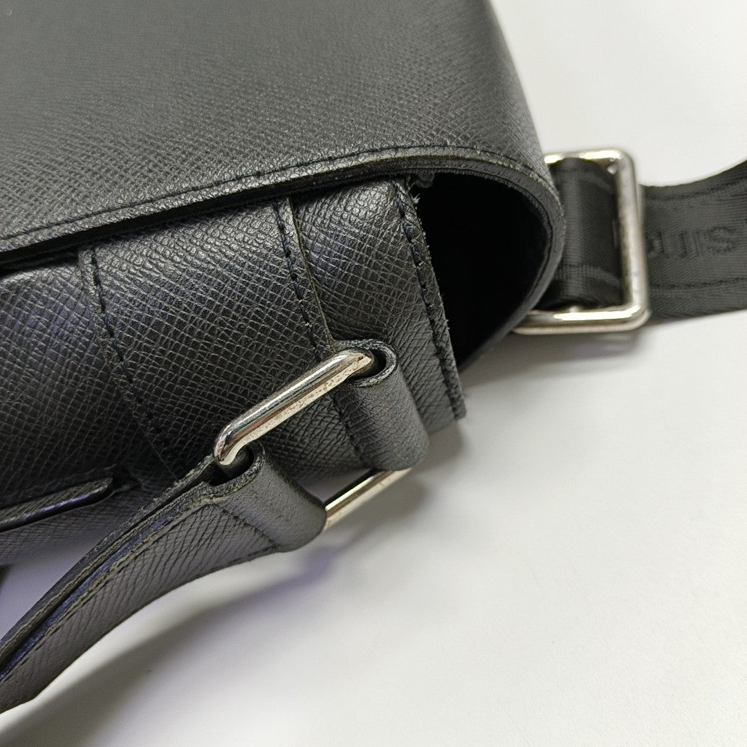 ROMAN Calfskin Black