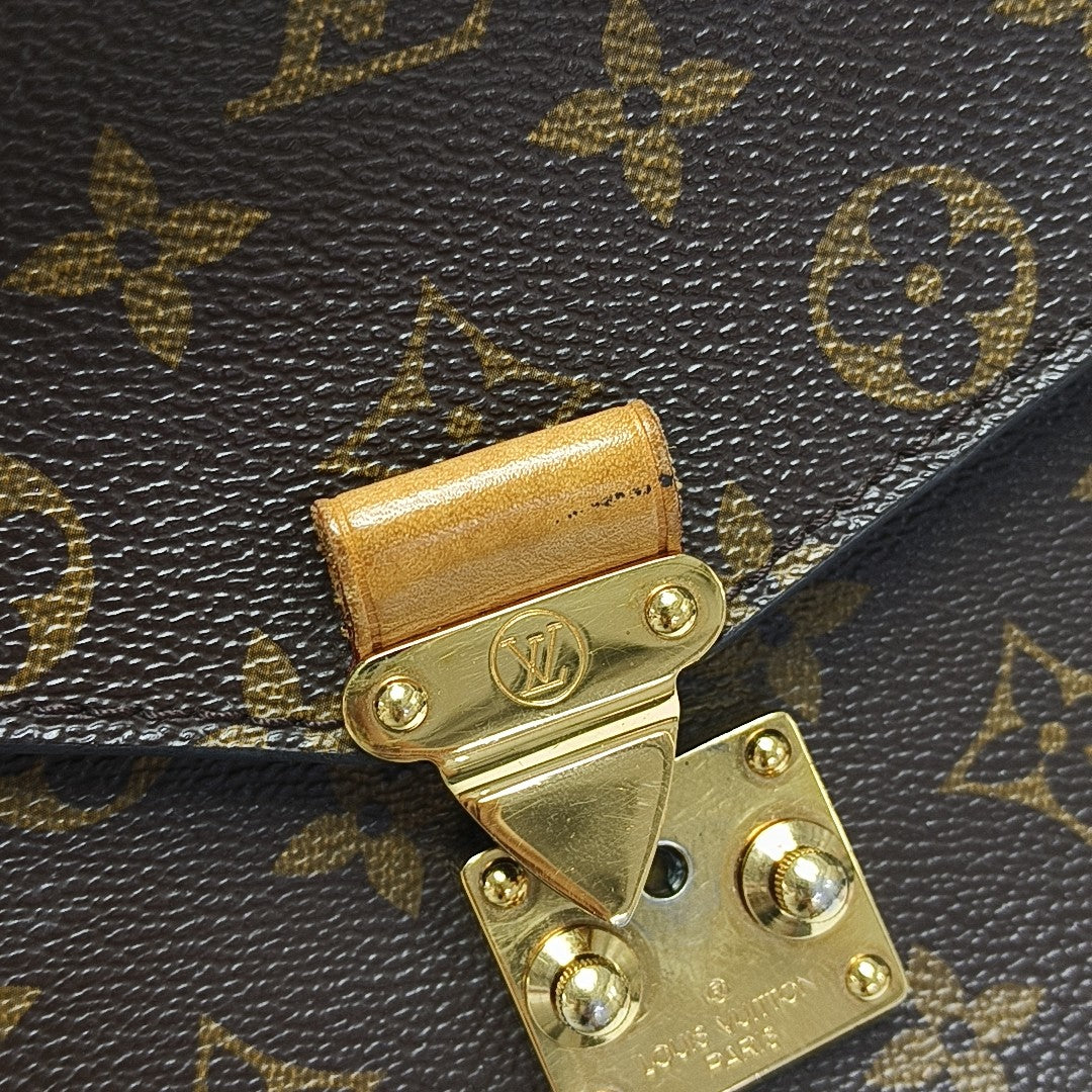 MÉTIS MM Monogram Coated Canvas Brown