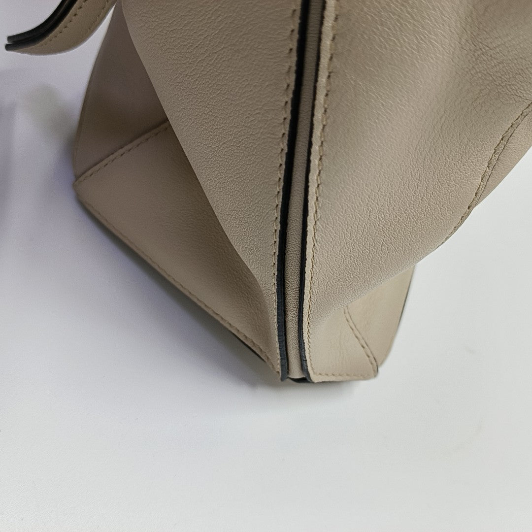 Puzzle Medium Calfskin Beige