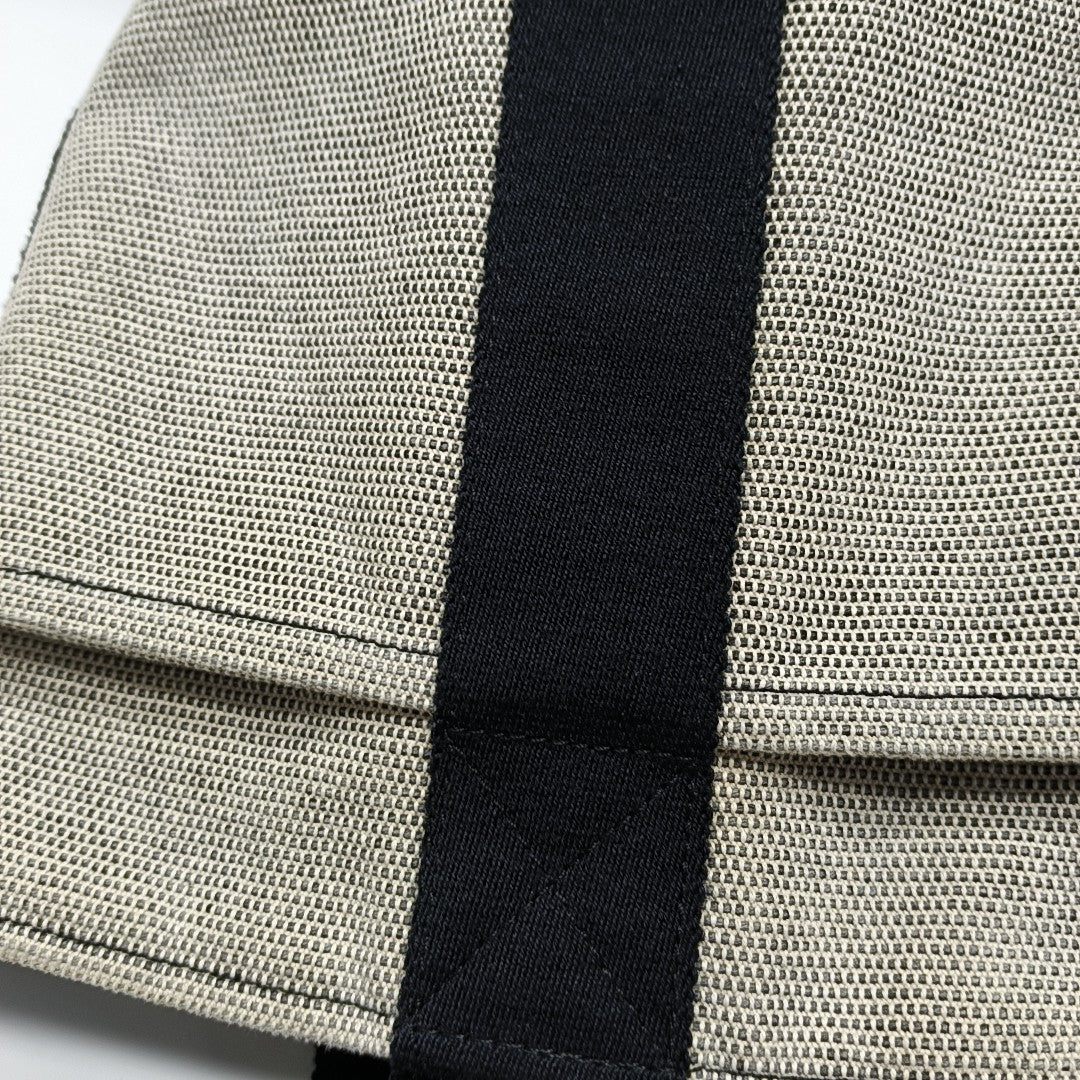 Saxo Small Canvas Beige