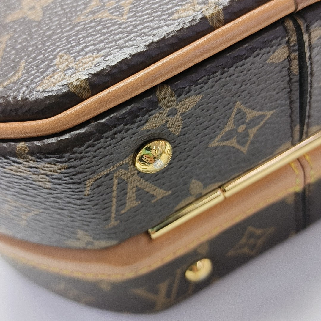 BOITE CHAPEAU PM Monogram Coated Canvas Brown