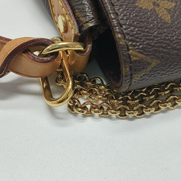 FAVORITE MM Monogram Coated Canvas Brown