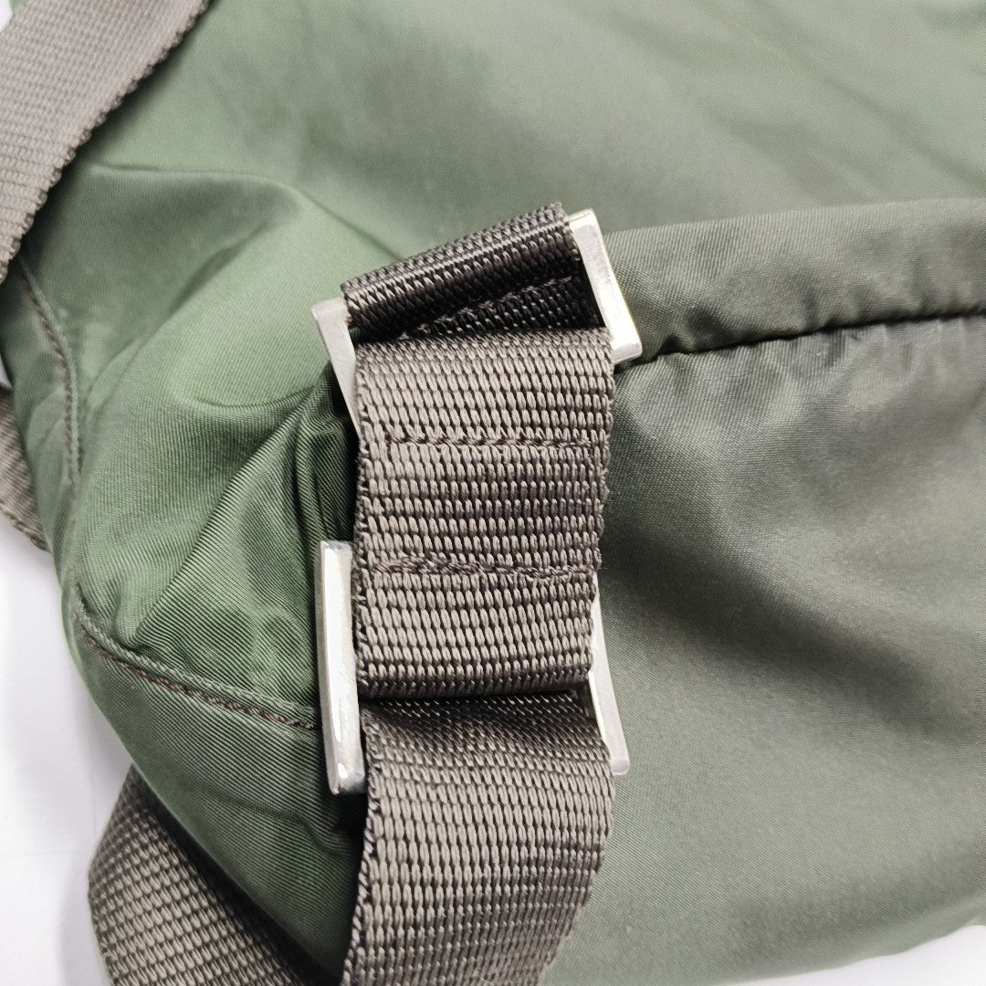 Vela Small Nylon Green