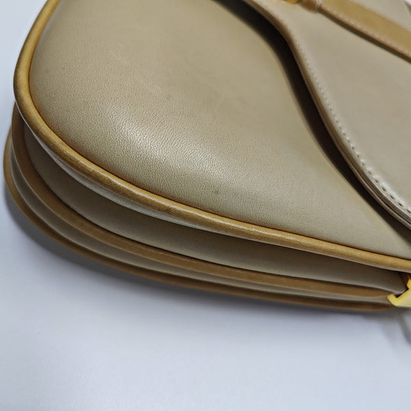 Stirrup Calfskin Beige