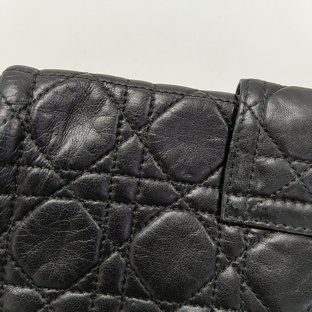 Authenticated pre-owned  Miss Dior Cannage Calfskin Black - Shoulder Bag at Looply