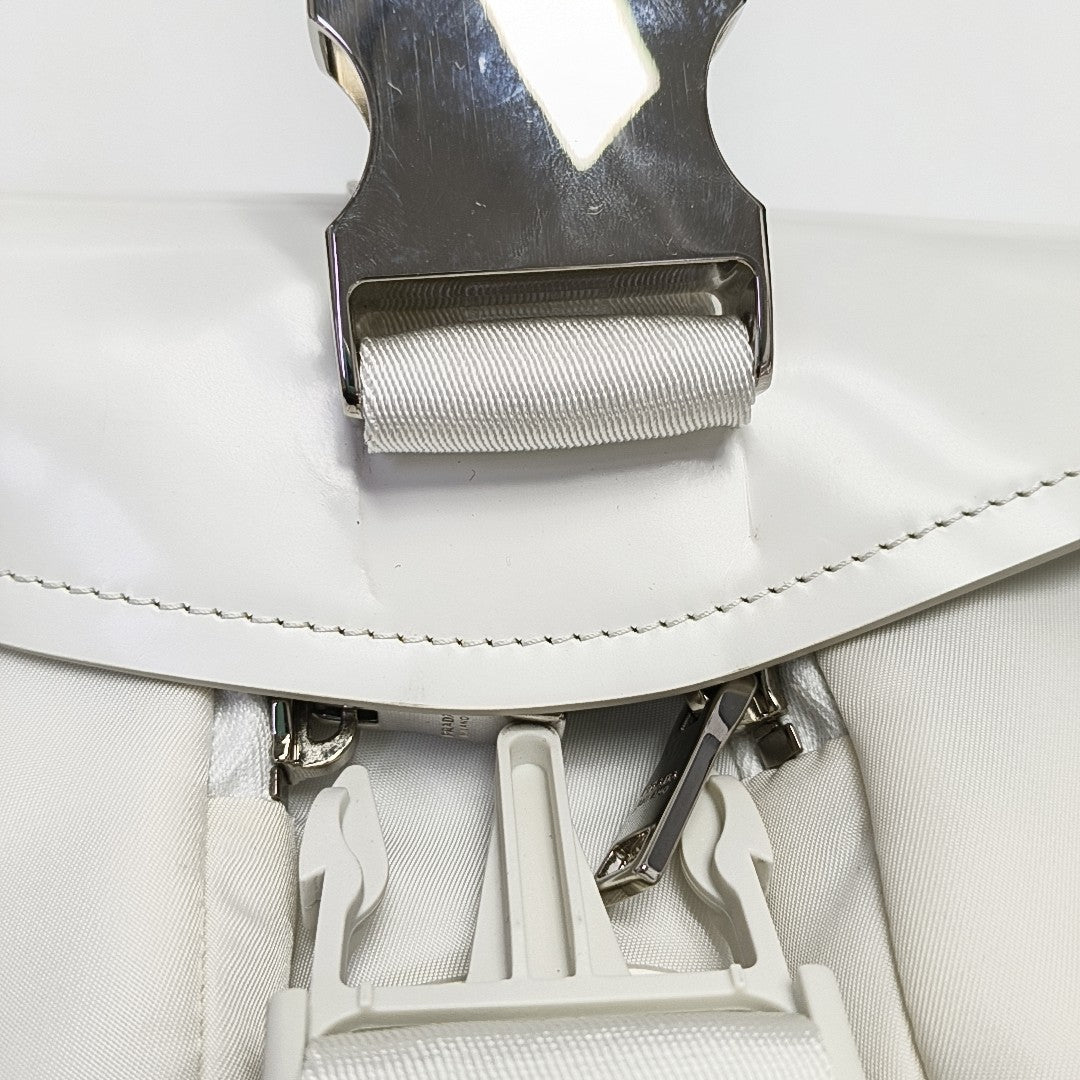 Fabric White