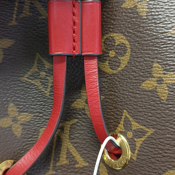 NÉONOÉ MM Monogram Coated Canvas Brown