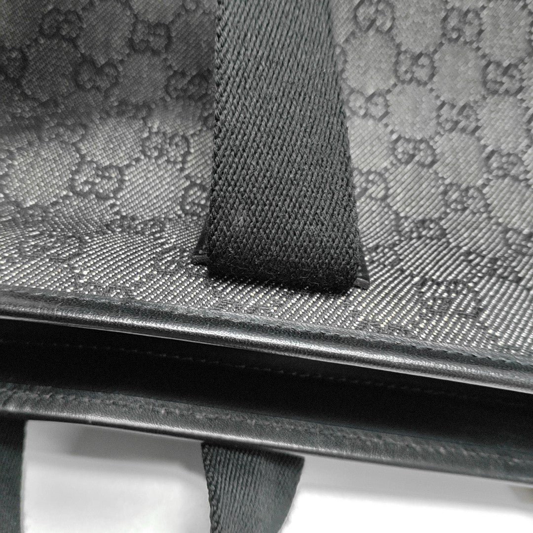 Monogram Canvas Gray