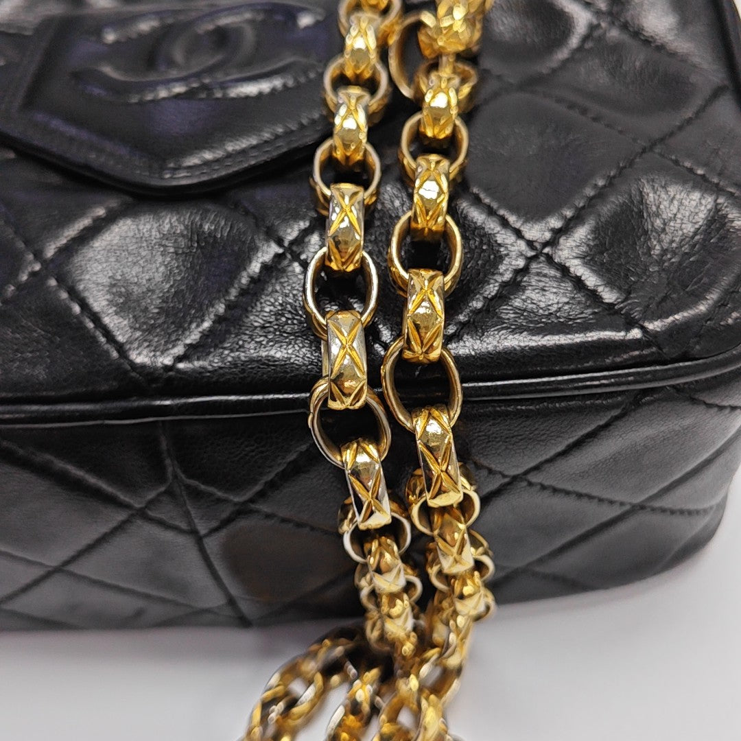 Quilted Lambskin Shoulder Bag Black