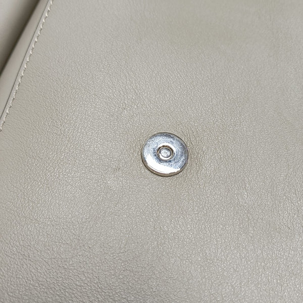 Faye Medium Calfskin Gray