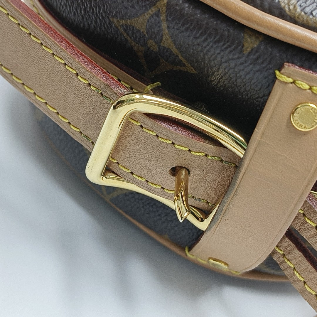BOITE CHAPEAU PM Monogram Coated Canvas Brown