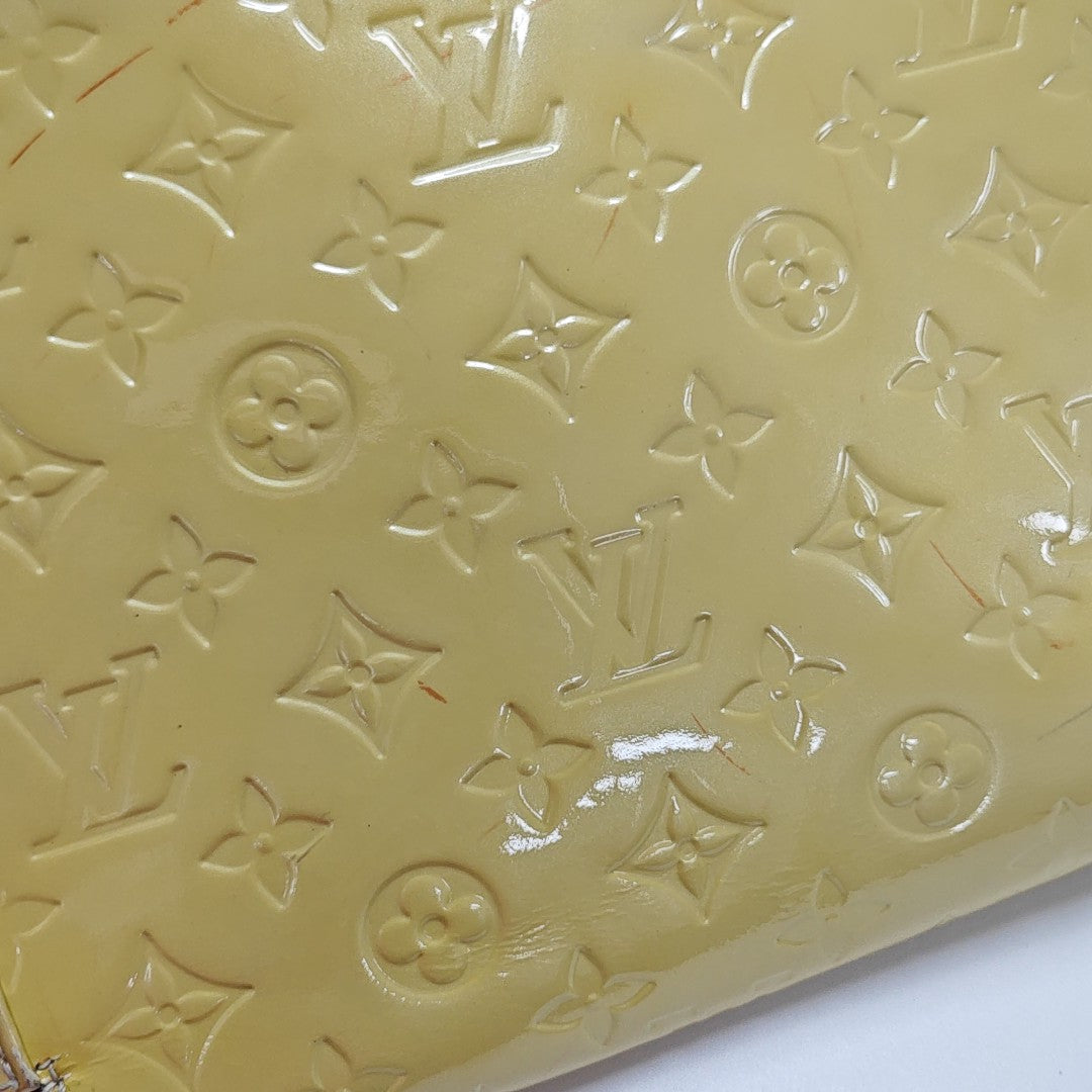 BELLFLOWER PM Patent Leather Beige