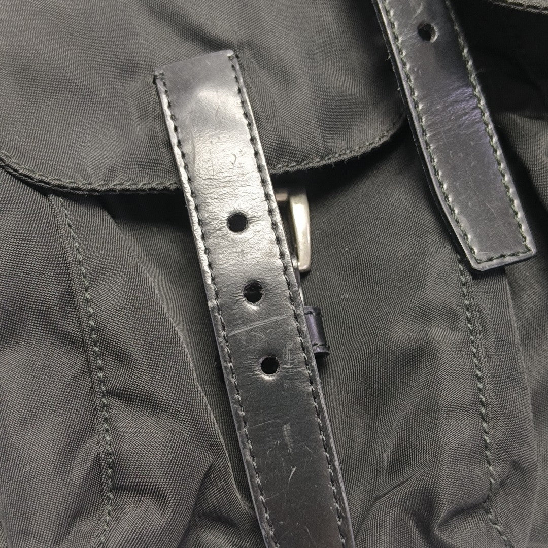 Vela Small Nylon Black