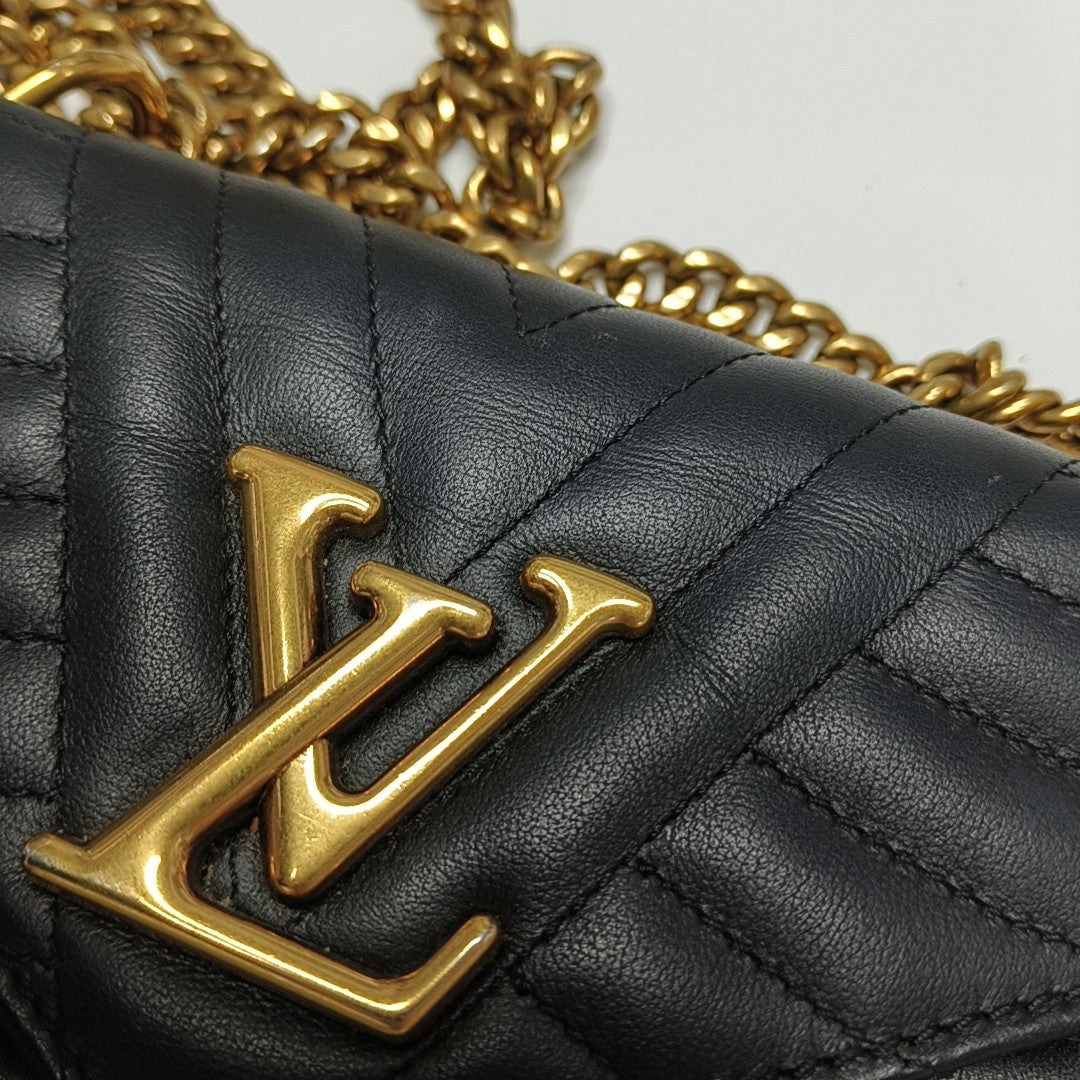 NEW WAVE PM Quilted Calfskin Black