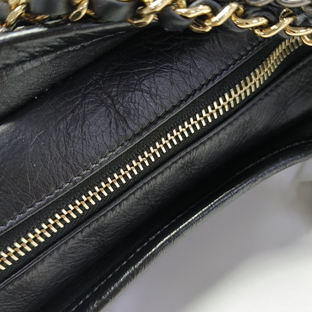 GABRIELLE Small Quilted Calfskin Black