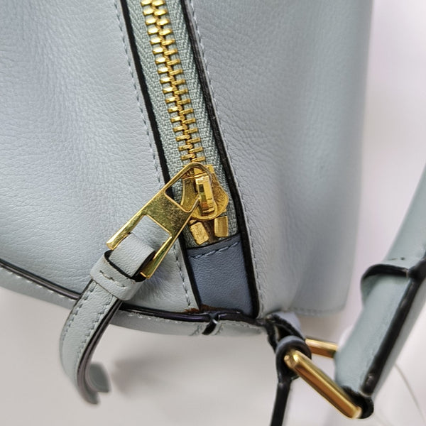 Puzzle Medium Calfskin Blue