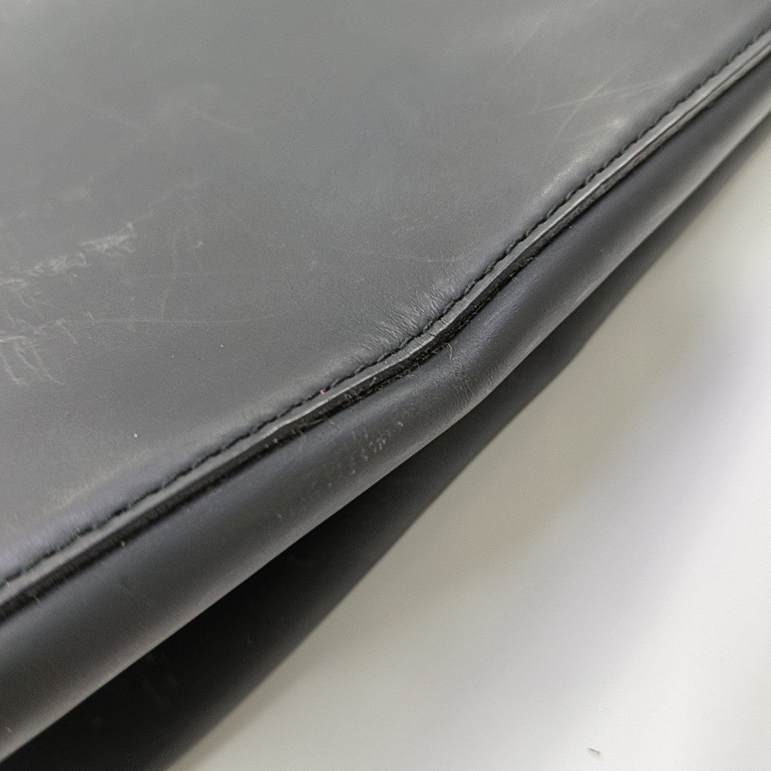 Special Material Shoulder Bag Black