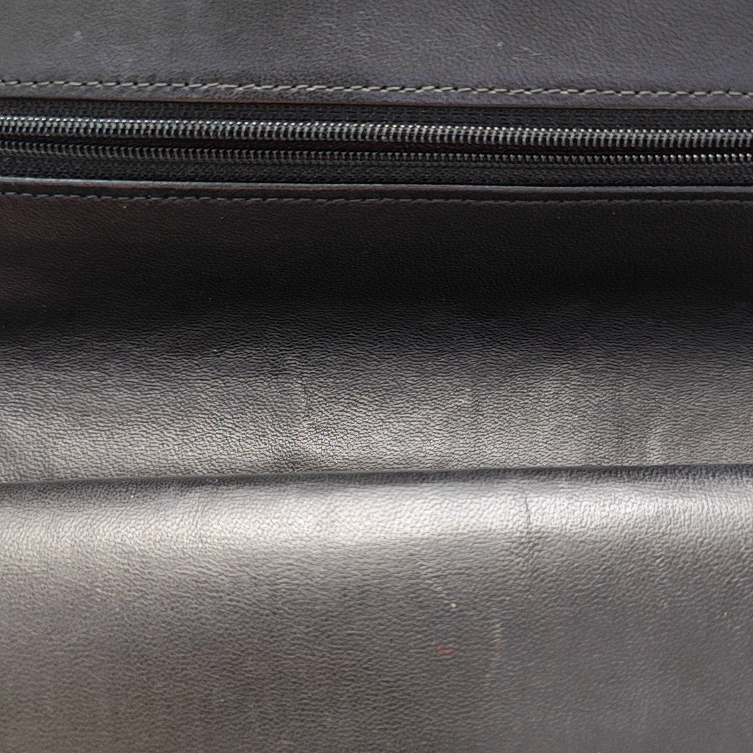 CLASSIC FLAP Medium Quilted Lambskin Black