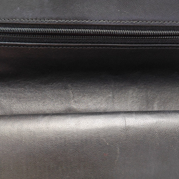 CLASSIC FLAP Medium Quilted Lambskin Black