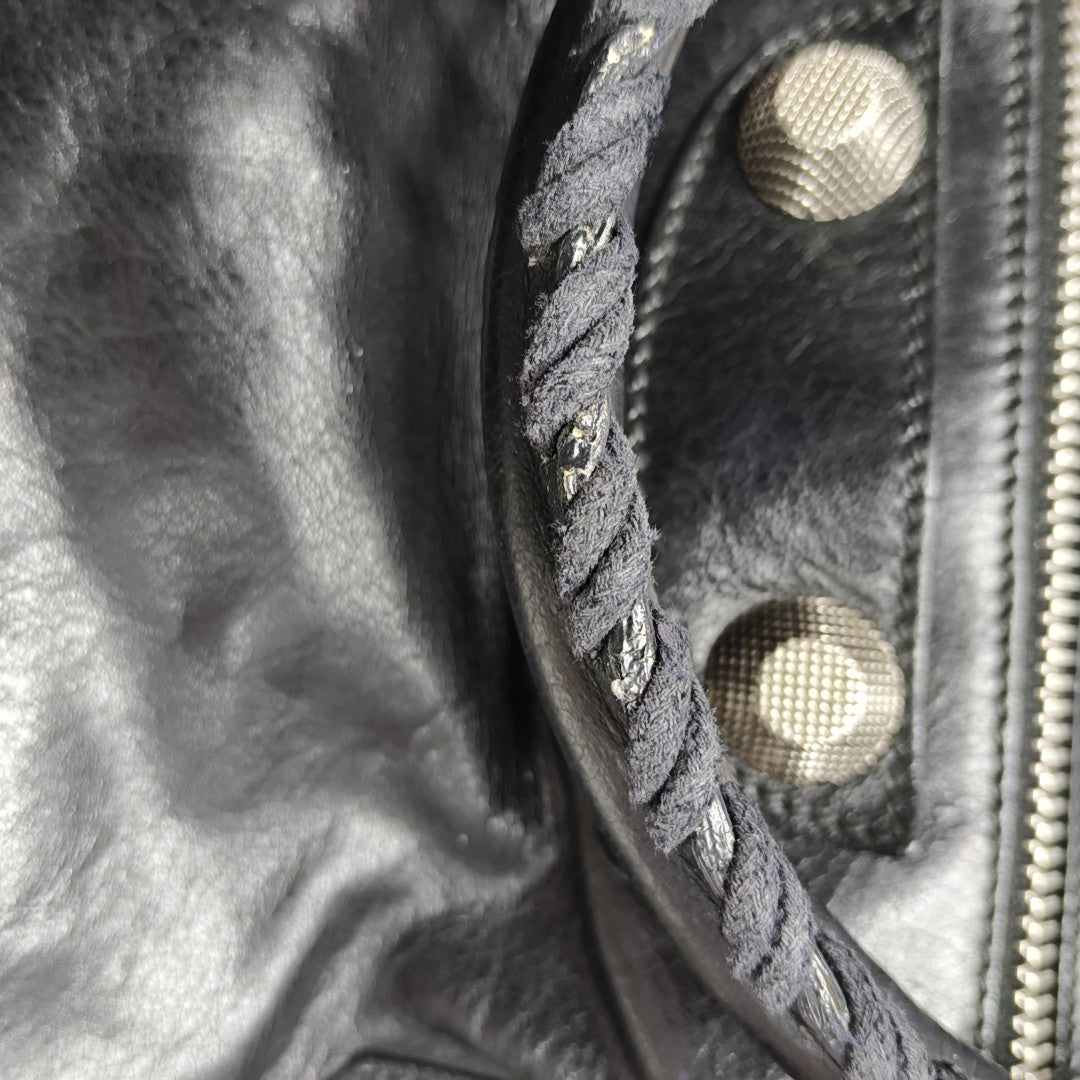 Classic City Medium Lambskin Black