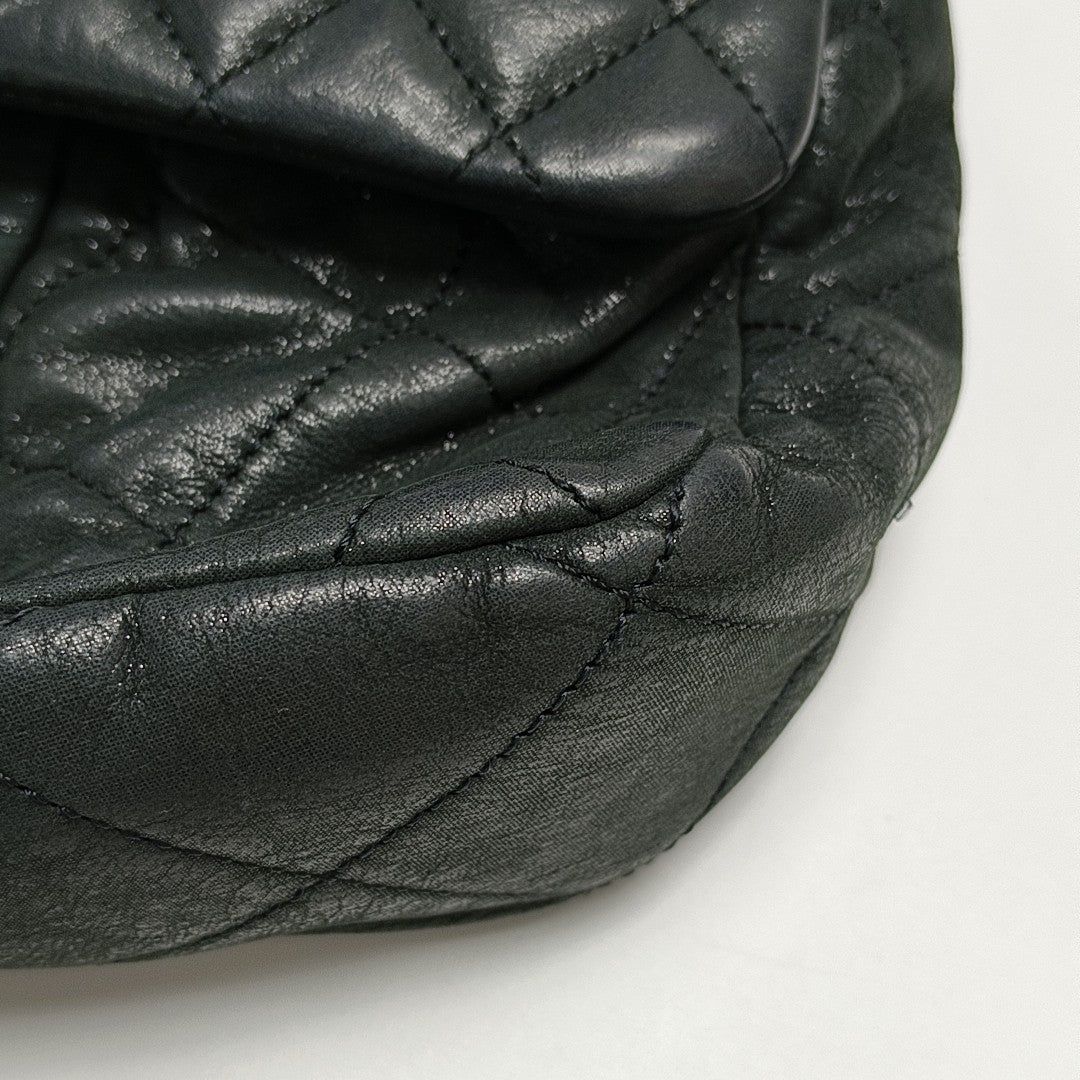Quilted Calfskin Shoulder Bag Green