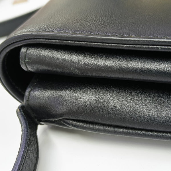Arli Small Calfskin Black