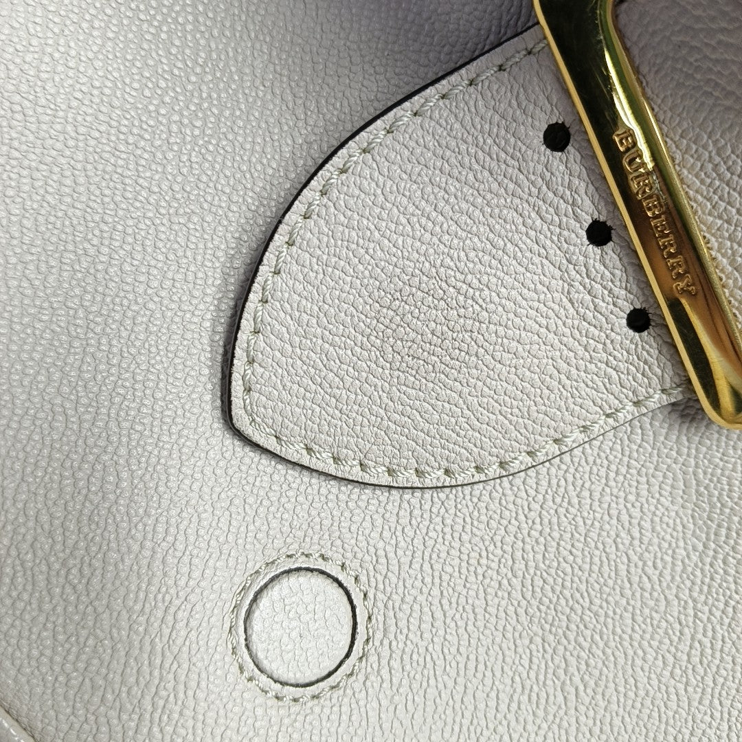 Buckle Calfskin Beige