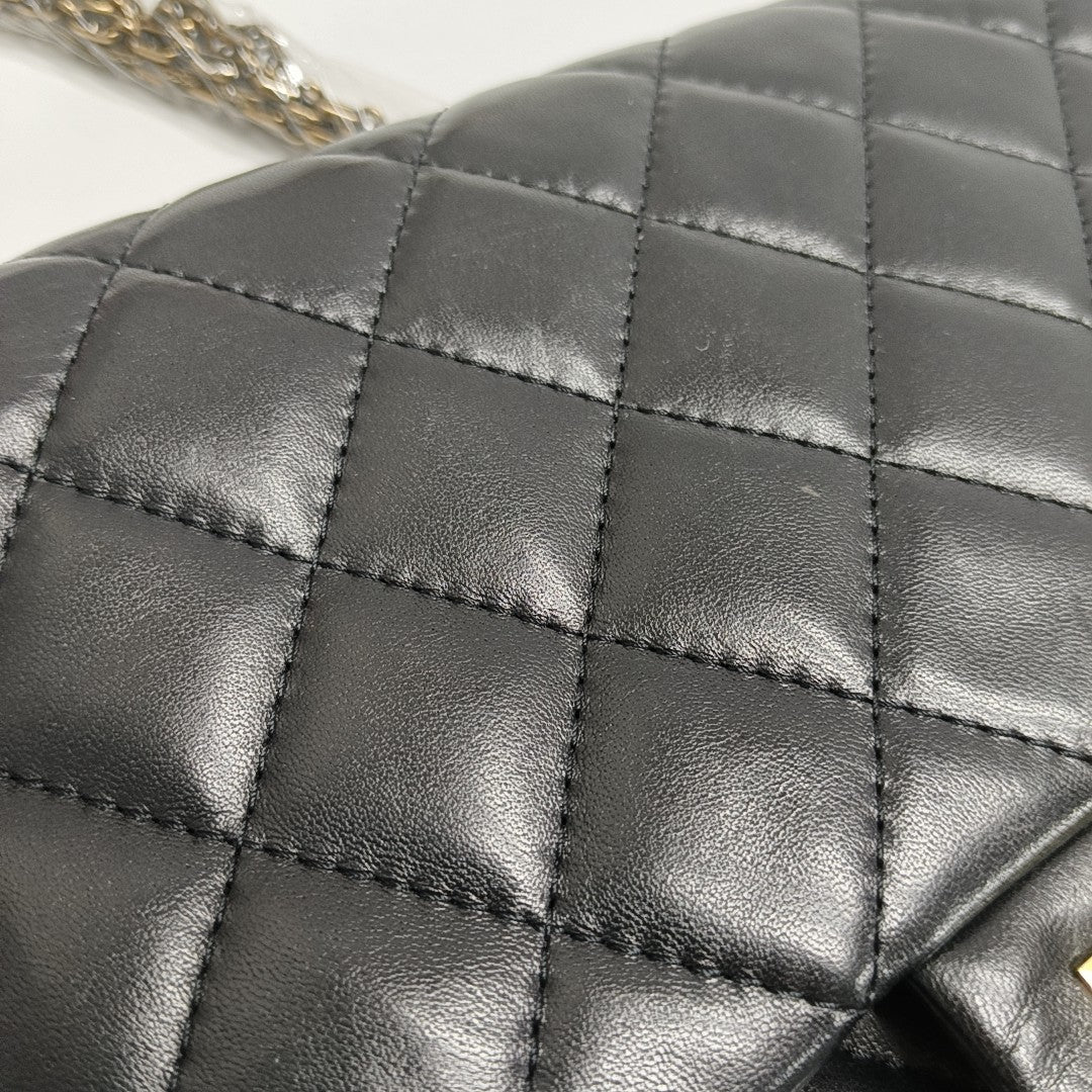 2.55 Maxi Quilted Lambskin Black
