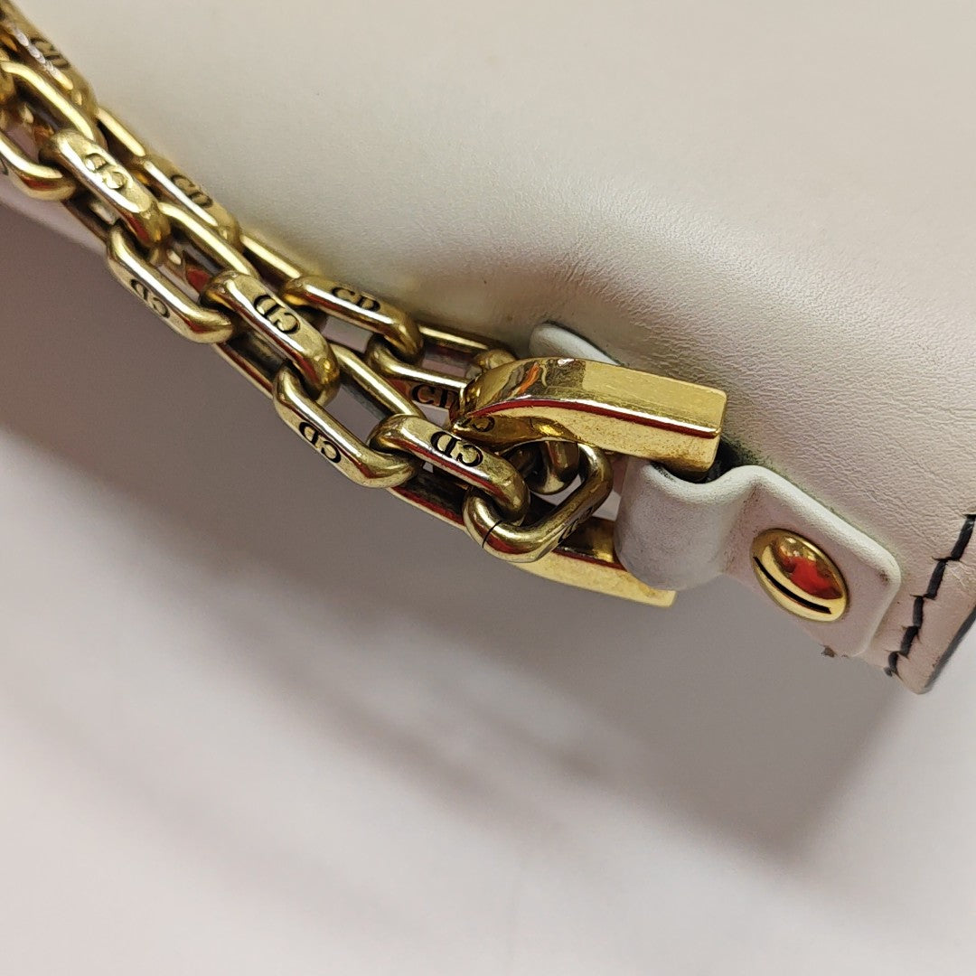 J'adior Calfskin White