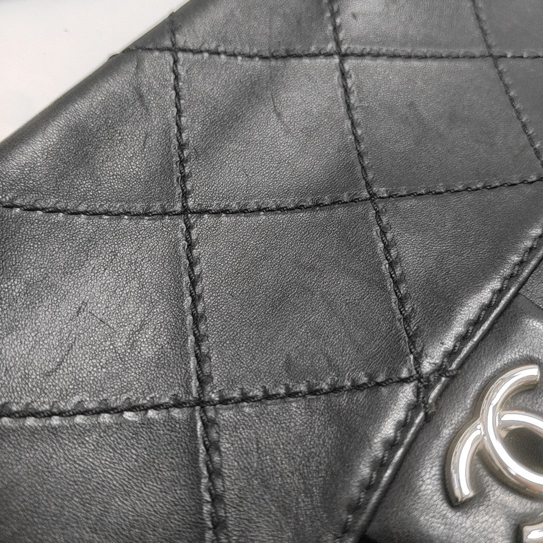 Quilted Lambskin Shoulder Bag Black
