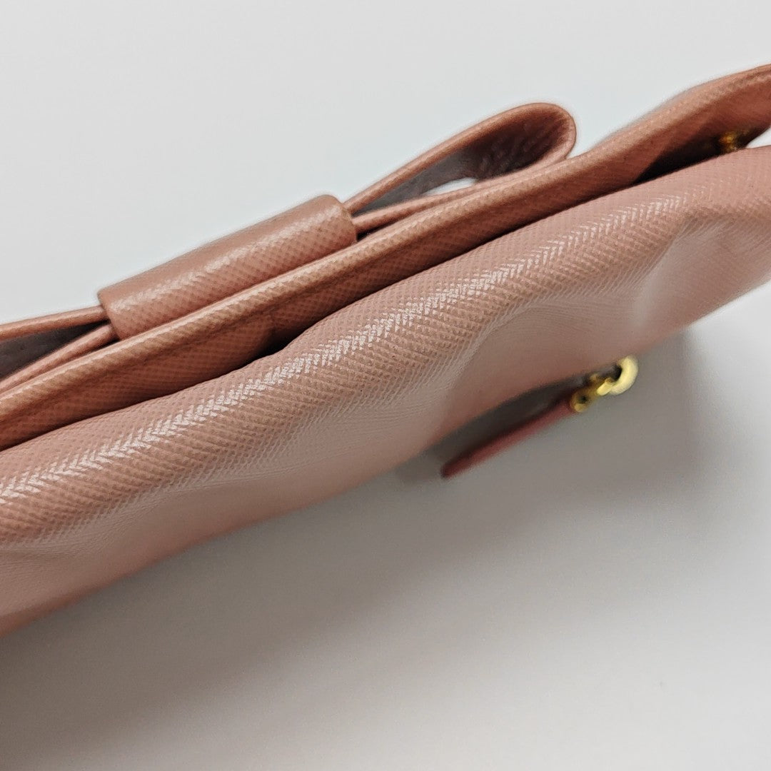 Fiocco Bow Saffiano Calfskin Pink Wallet
