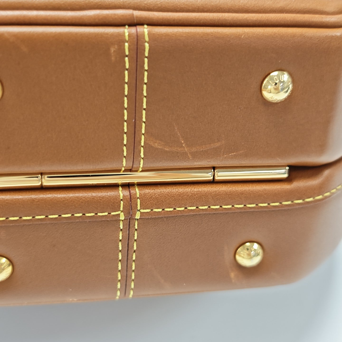 BOITE CHAPEAU PM Calfskin Brown