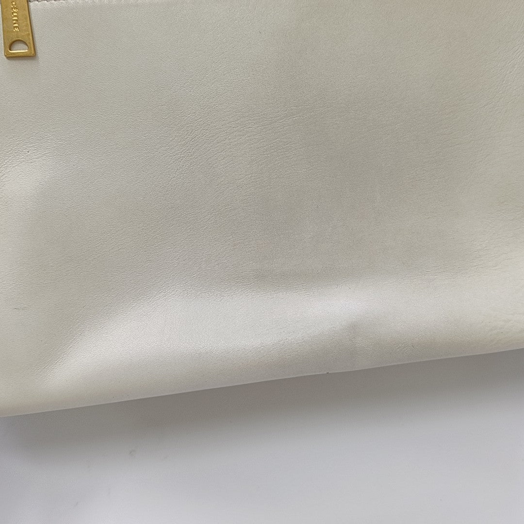 TRAPEZE Medium Calfskin White