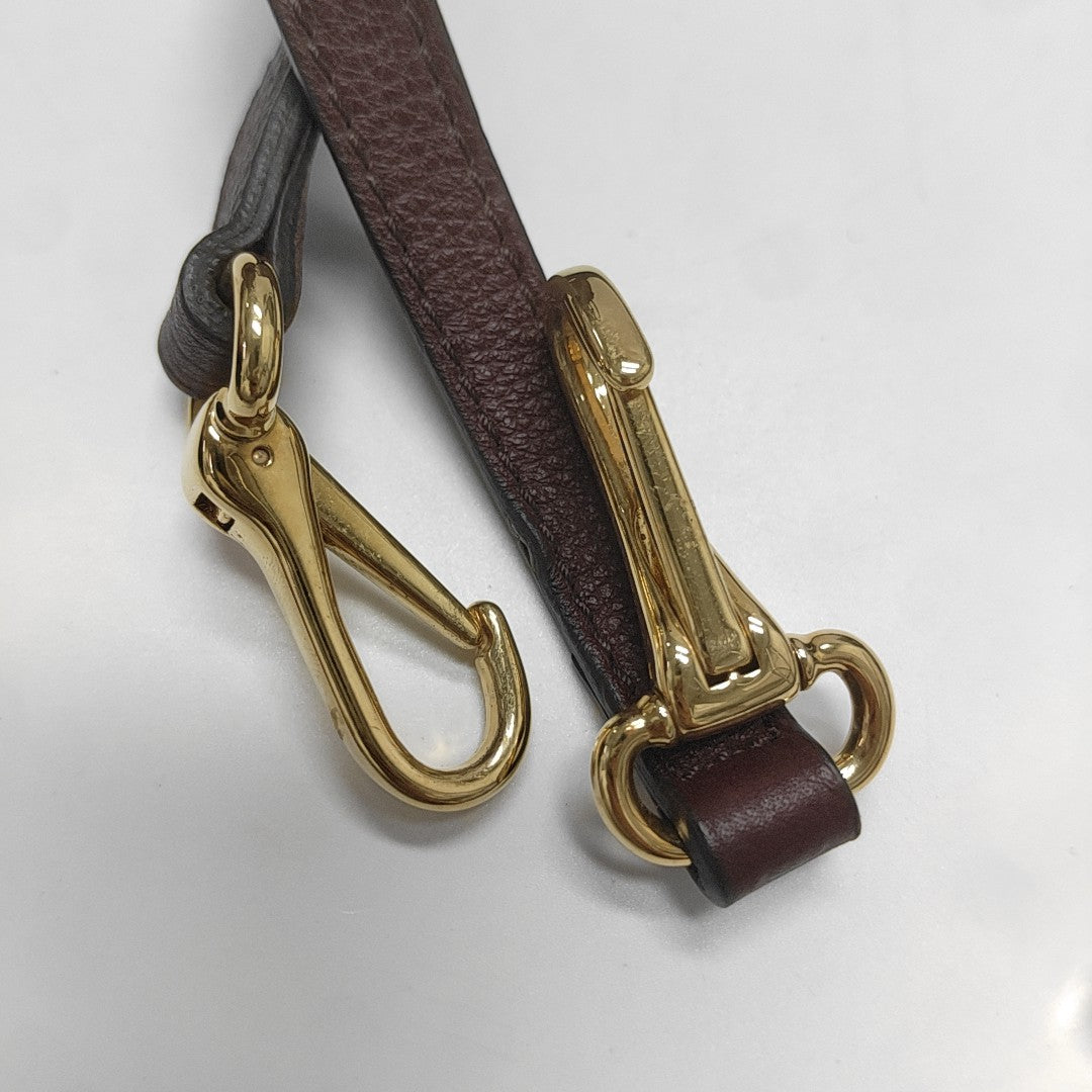 The Banner Medium Calfskin Red