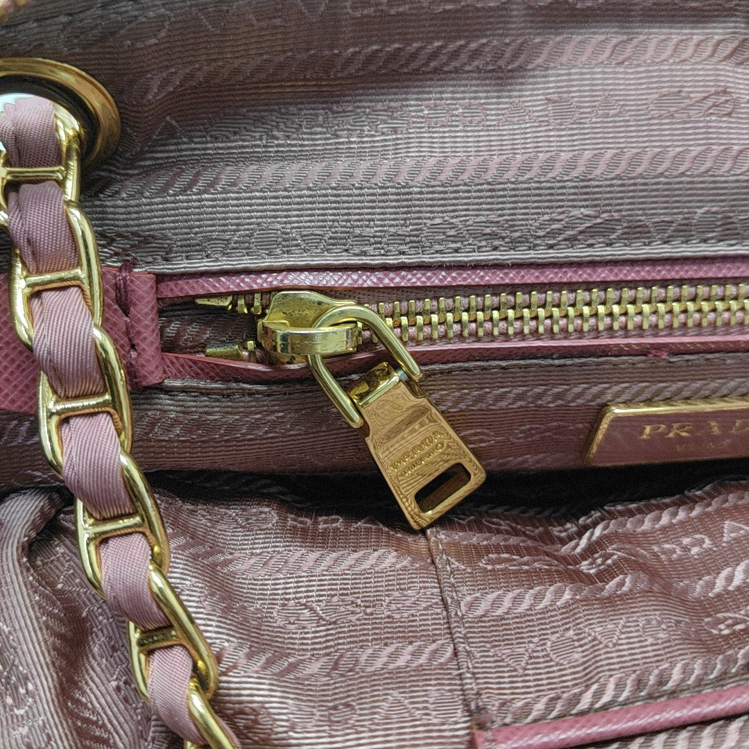 Quilted Nylon Shoulder Bag Pink