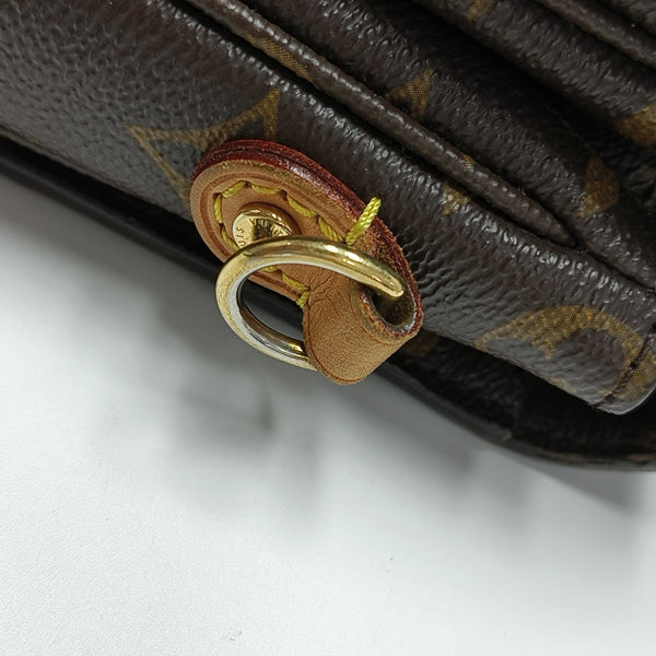 MÉTIS MM Monogram Coated Canvas Brown