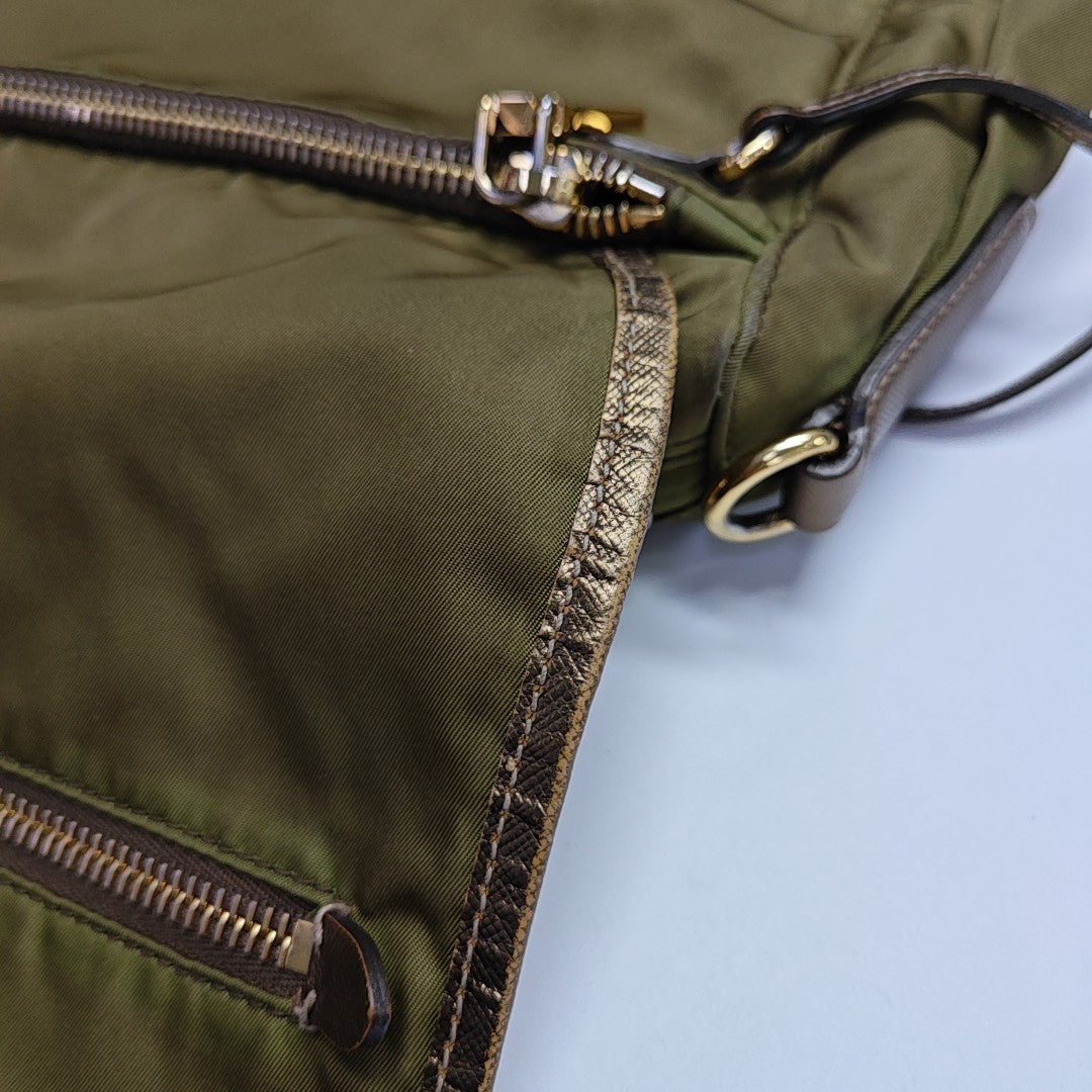 Vela Messenger Bag Nylon Green