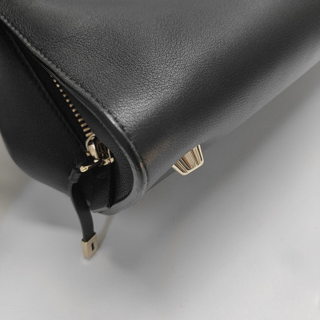 Jet Set Calfskin Black