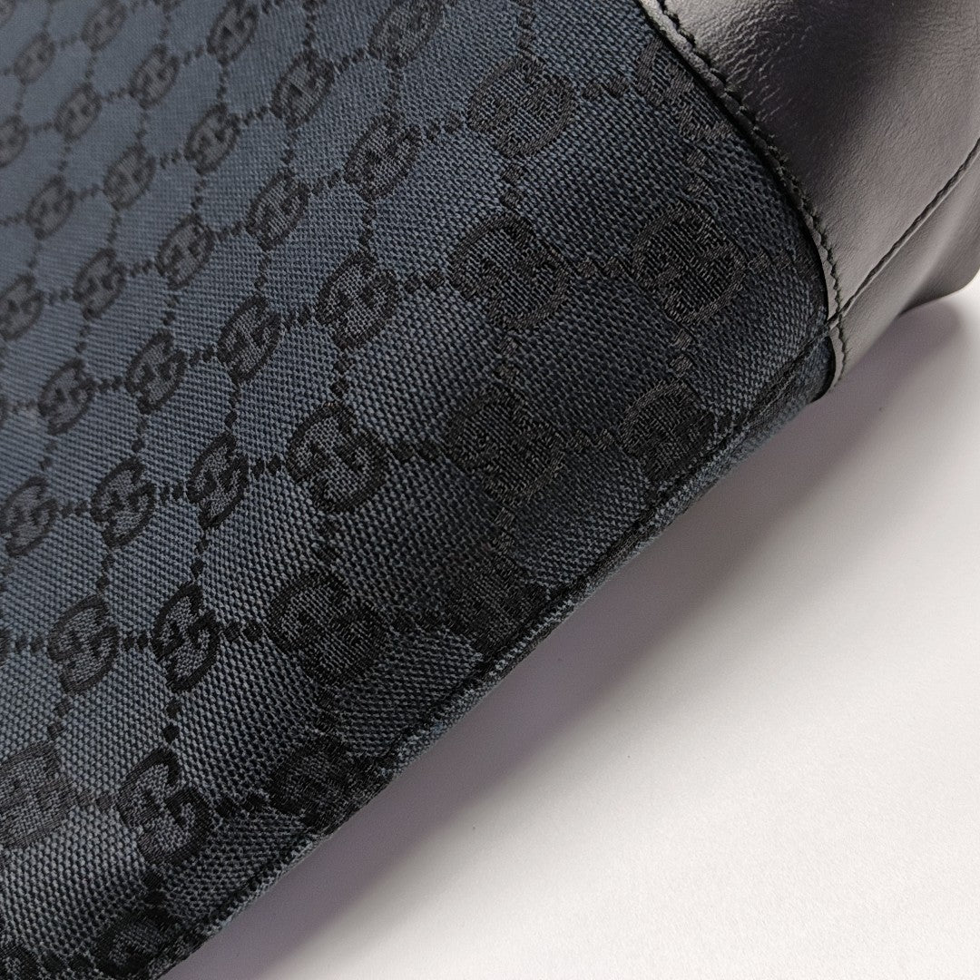 Monogram Canvas Black