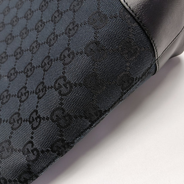 Monogram Canvas Black