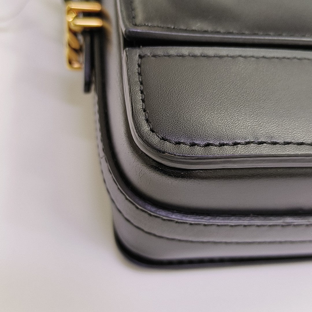 Grace Small Calfskin Black
