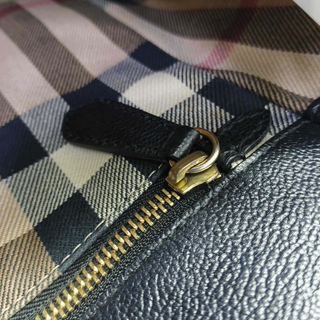 Buckle Small Calfskin Black
