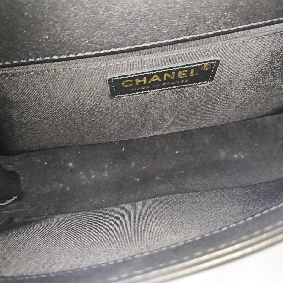BOY CHANEL Medium Lambskin Black
