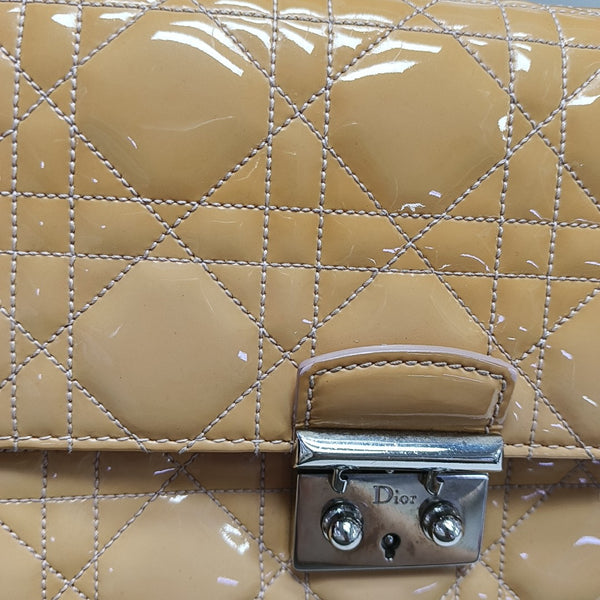 Rendez-Vous Cannage Patent Leather Yellow