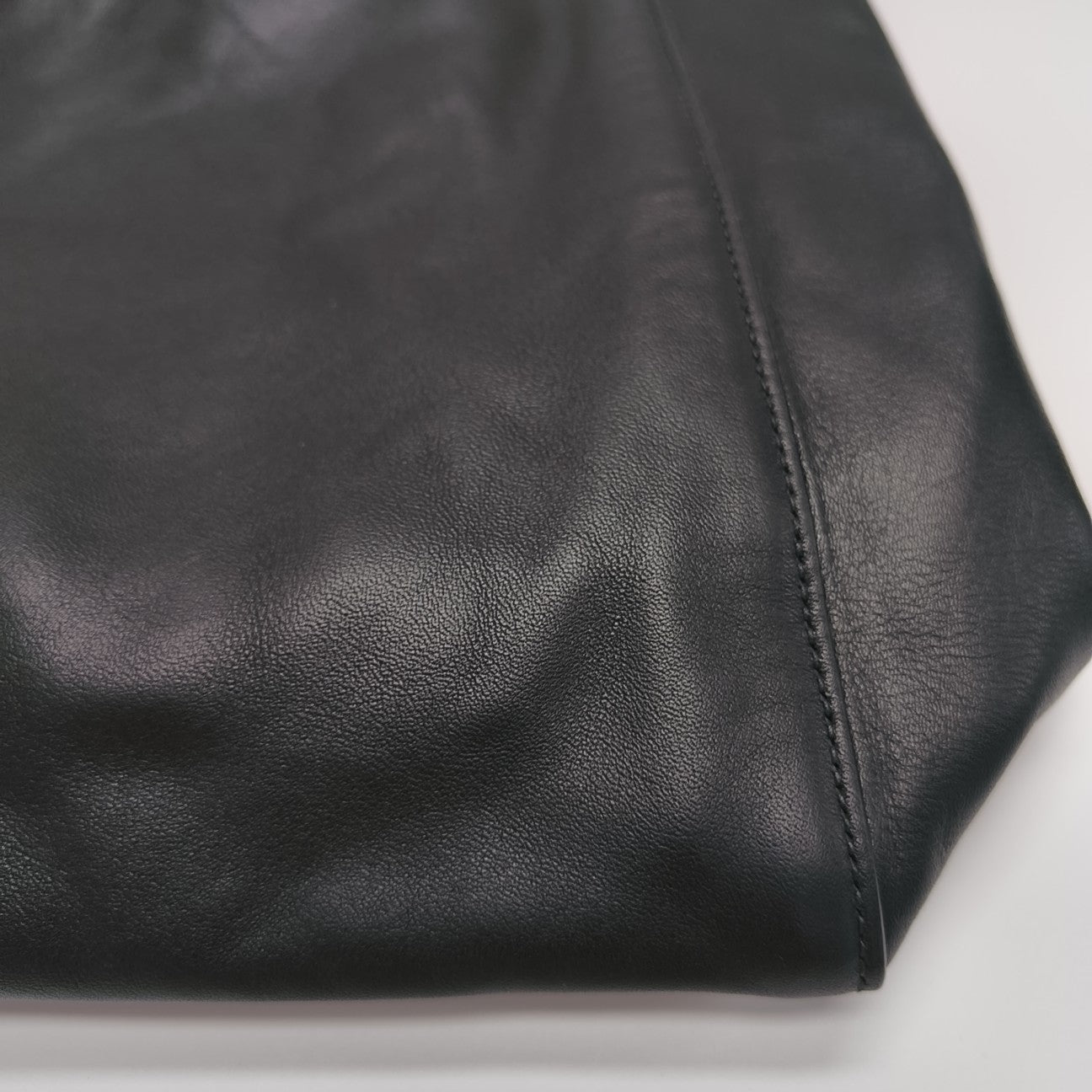 Calfskin Tote Bag Black