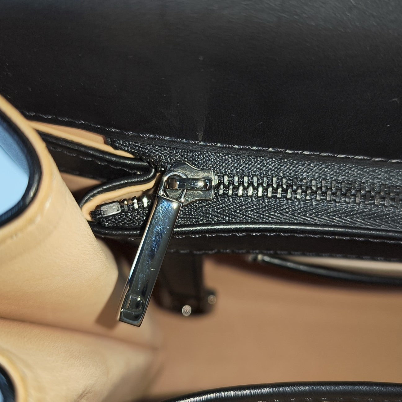 Brillant Medium Calfskin Black