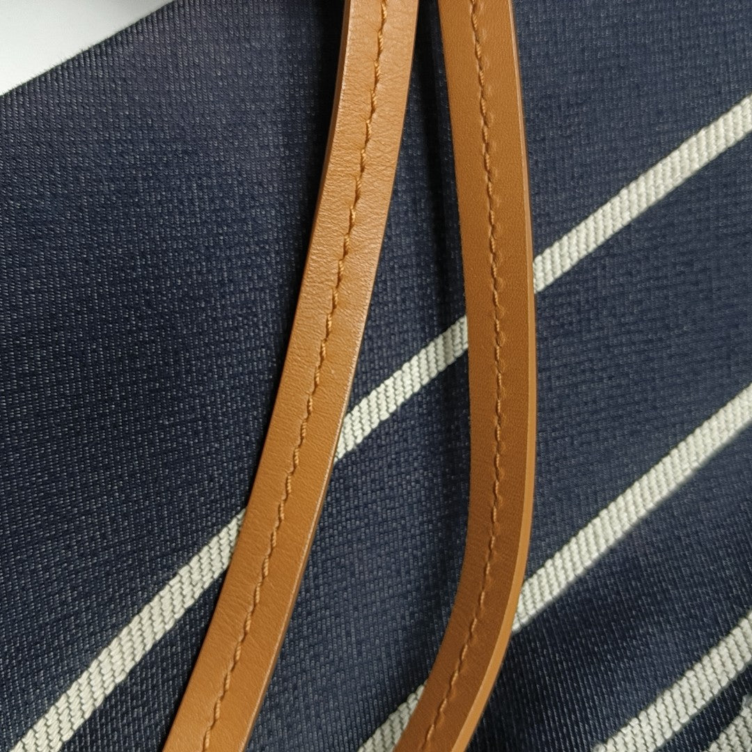 Canvas Blue
