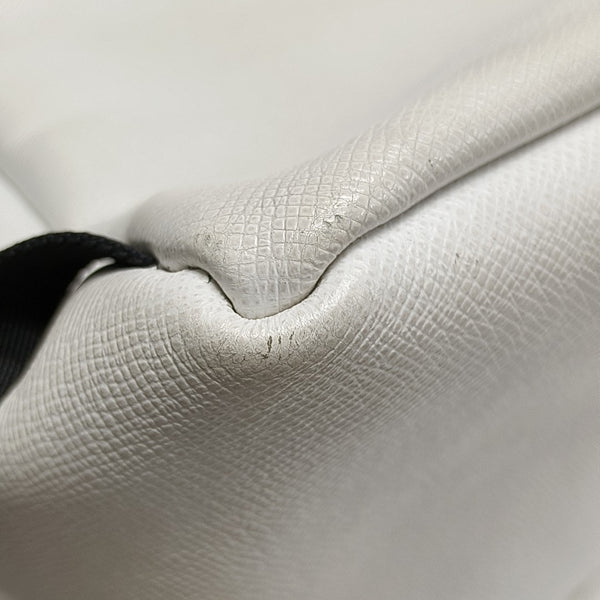 DISCOVERY PM Monogram Calfskin White